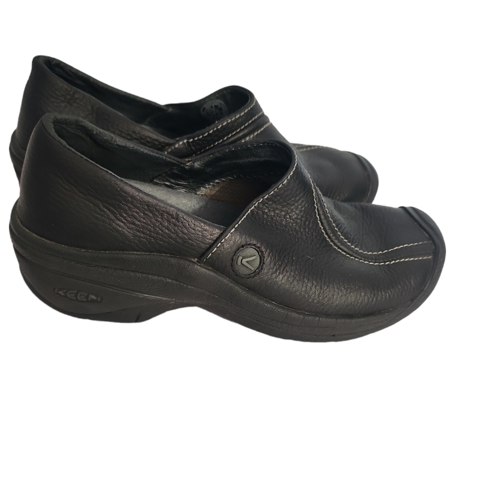 Keen Black Pebbled Leather Slip On Shoes Clogs Rubber Sole Stitching 7